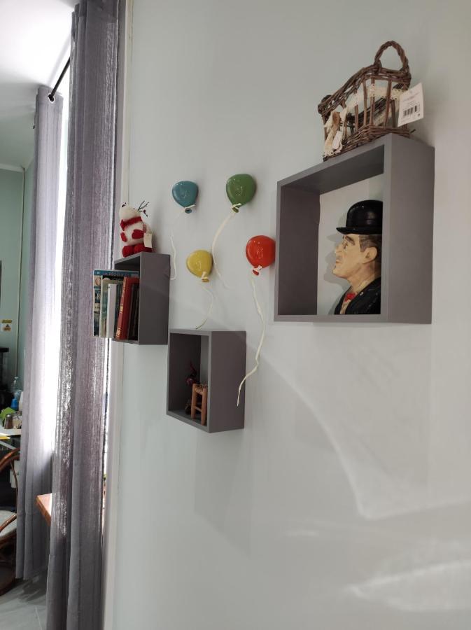 2 Passi A Napoli Bed & Breakfast Bagian luar foto